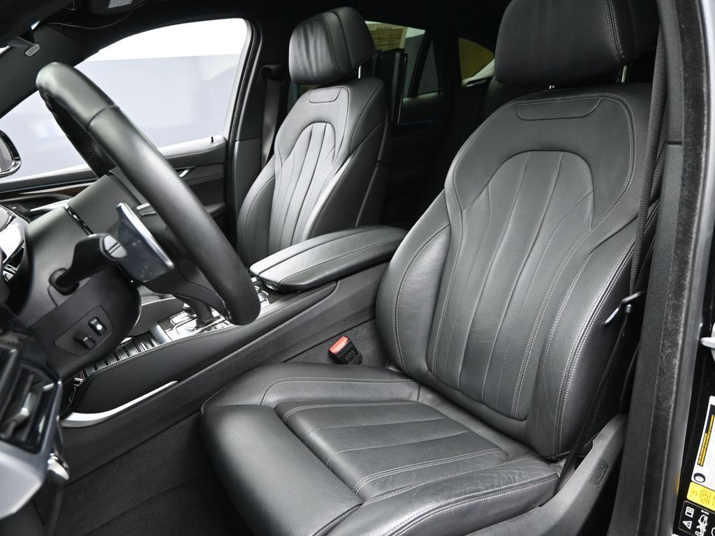 2018 BMW X6 xDrive50i