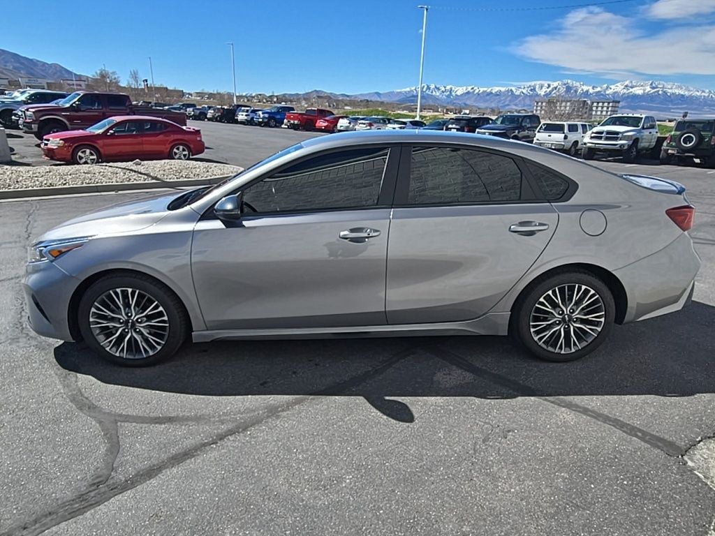 Used 2023 Gray Kia GT-Line image 7