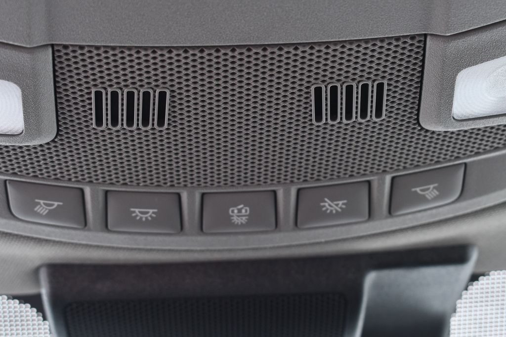 Used 2019 Blue Ford XLT image 35