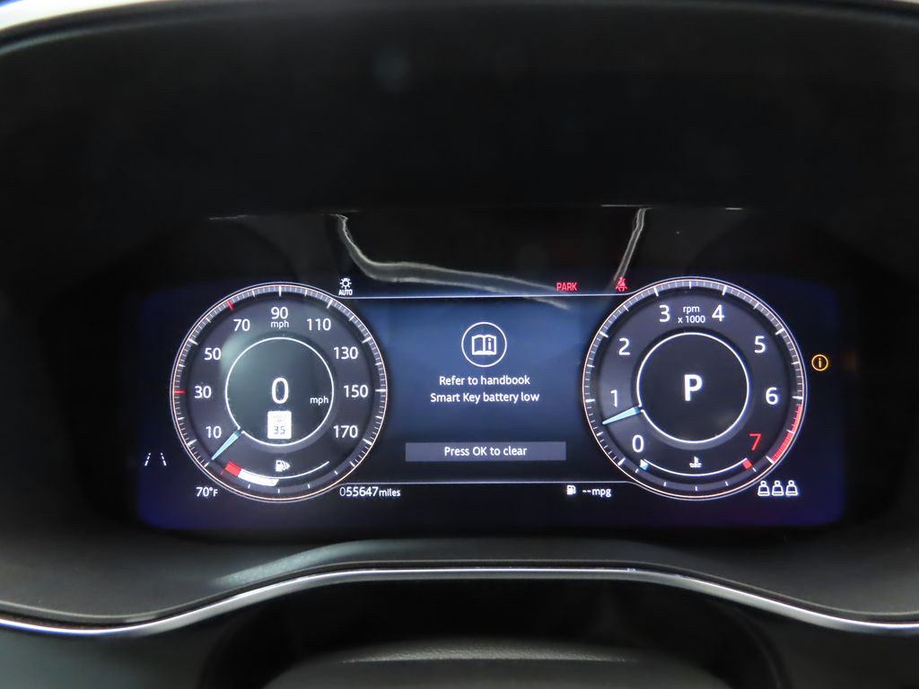 Thumbnail: 2021 Jaguar F-Pace - 32