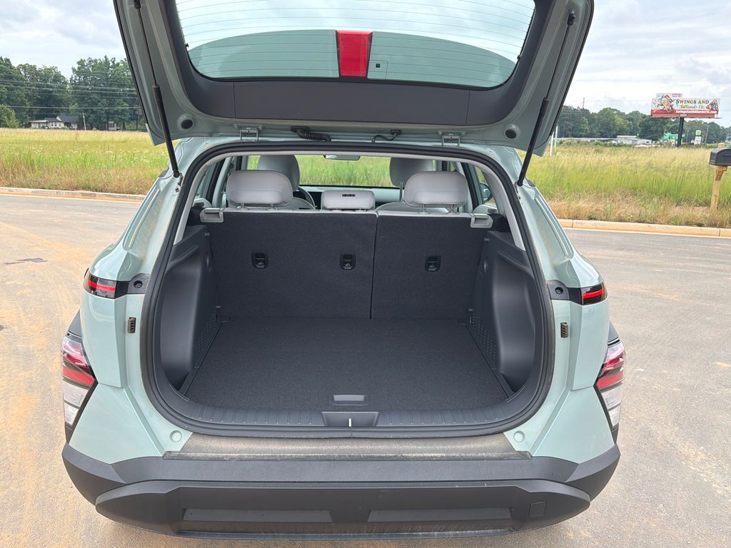 New 2026 Green Hyundai SE image 19