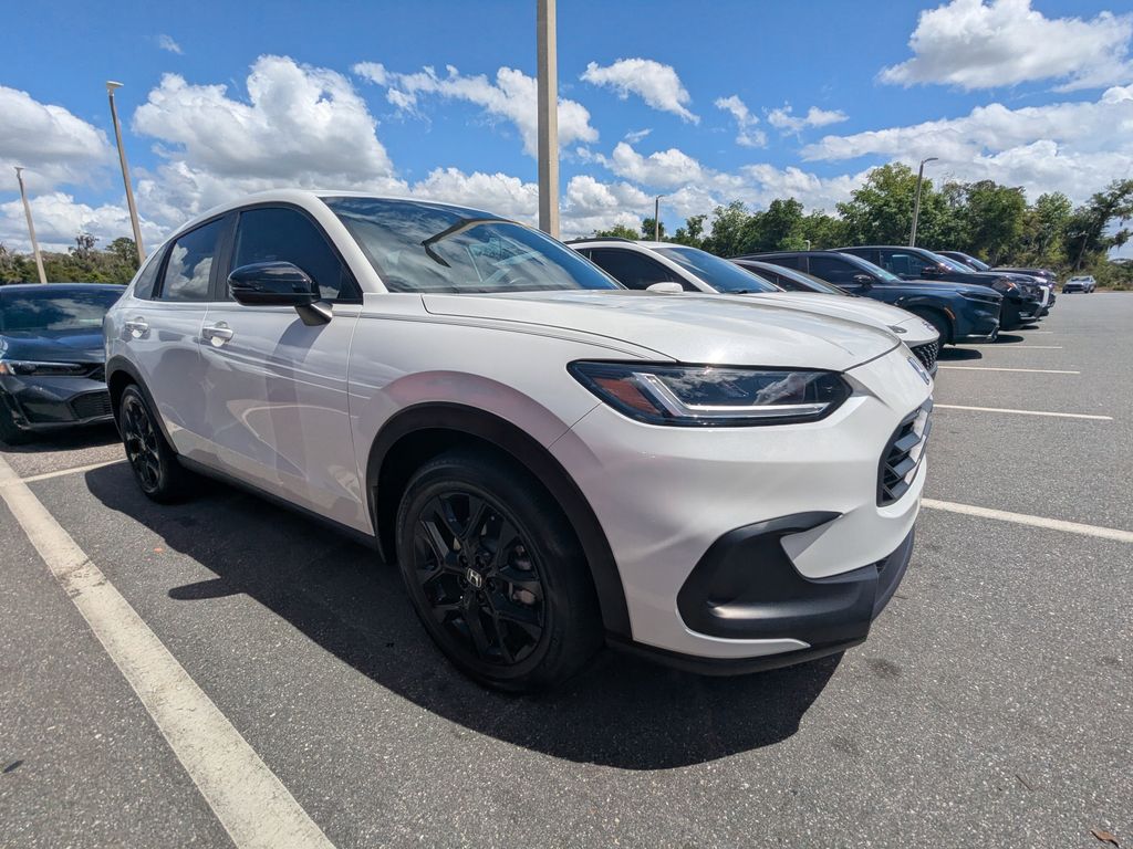 Platinum White 2024 Honda HR-V Sport FWD SUV / Crossover Front-Wheel Drive Continuously Variable Transmission