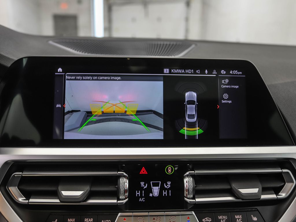 Thumbnail: 2022 BMW 4 Series - 18