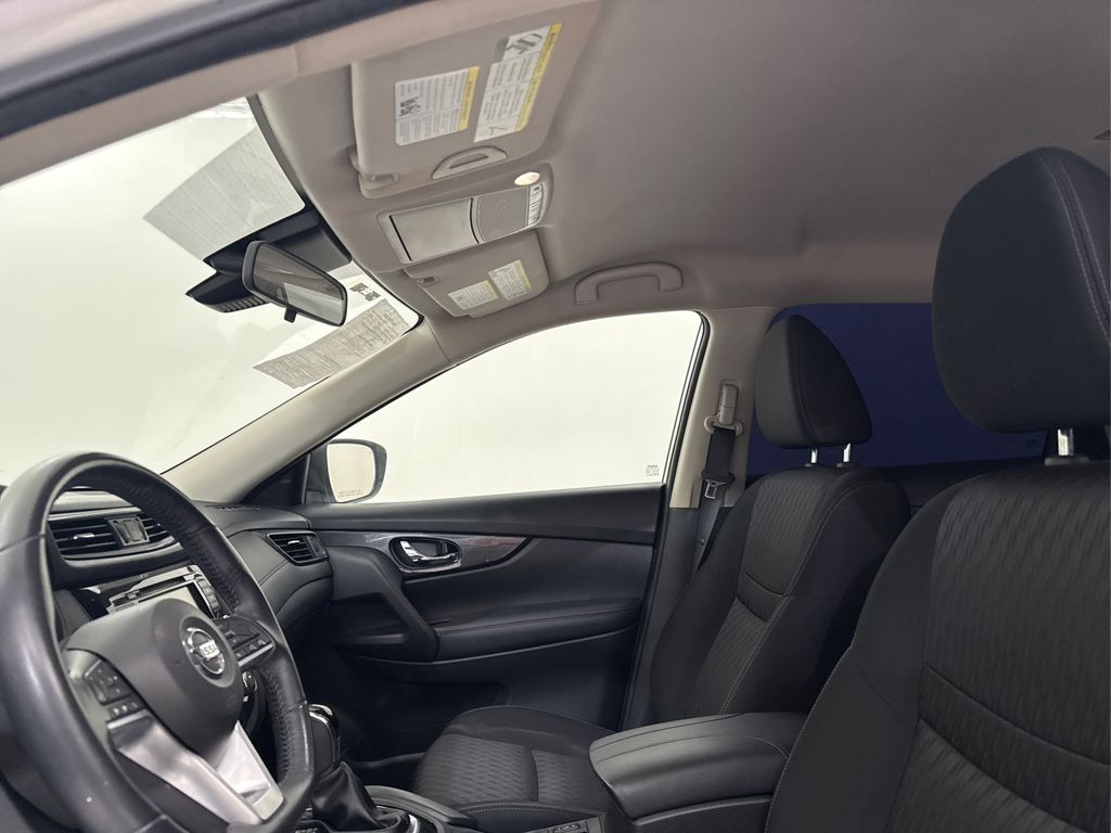 2019 Nissan Rogue SV - Photo 33