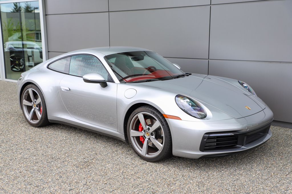 GT Silver Metallic 2024 Porsche 911 Coupe Rear-Wheel Drive 7-Speed Manual