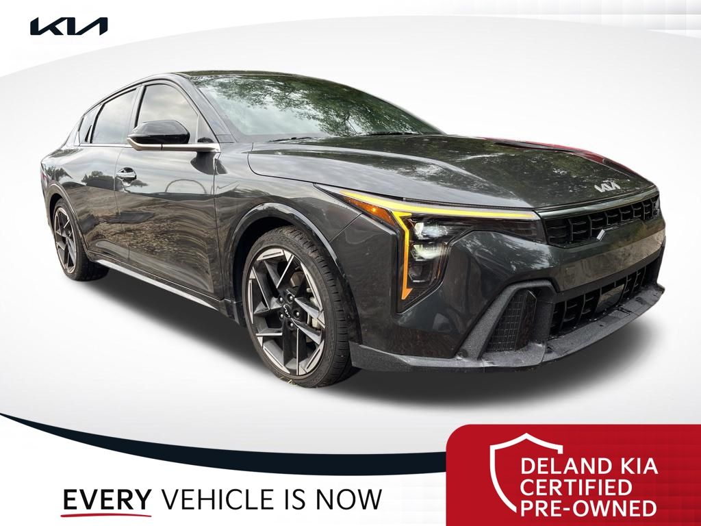 2025 Kia K4 GT-Line AT's photo
