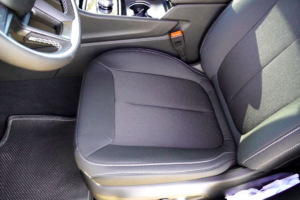 New Car 2025 Jeep Grand Cherokee  Laredo For Sale Under $35,000 In Taylor, Texas