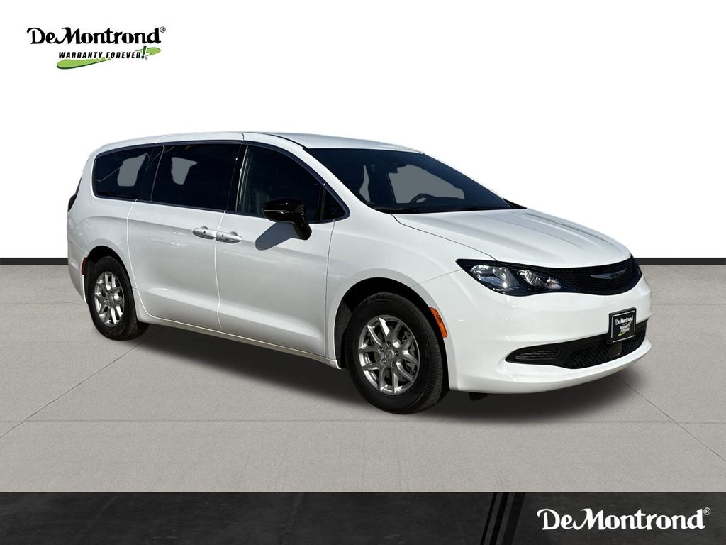 2026 Chrysler Voyager LX - 2