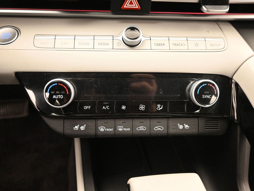 Certified Used 2025 Black Hyundai Limited image 16