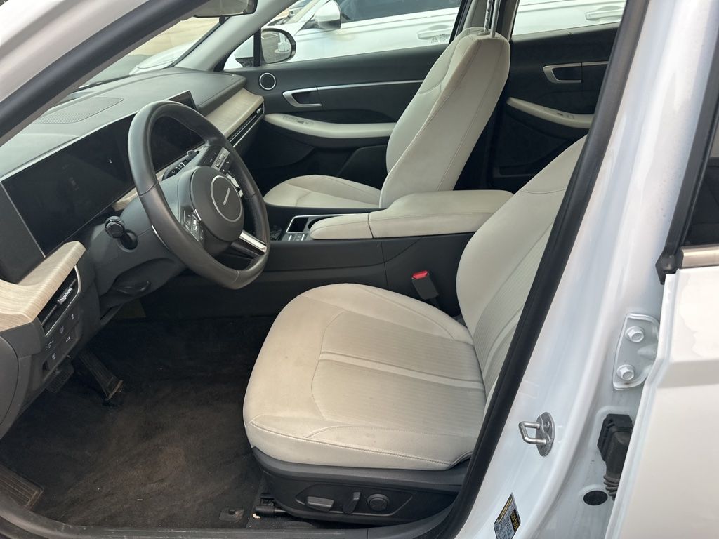 Thumbnail: 2025 Hyundai Sonata - 10