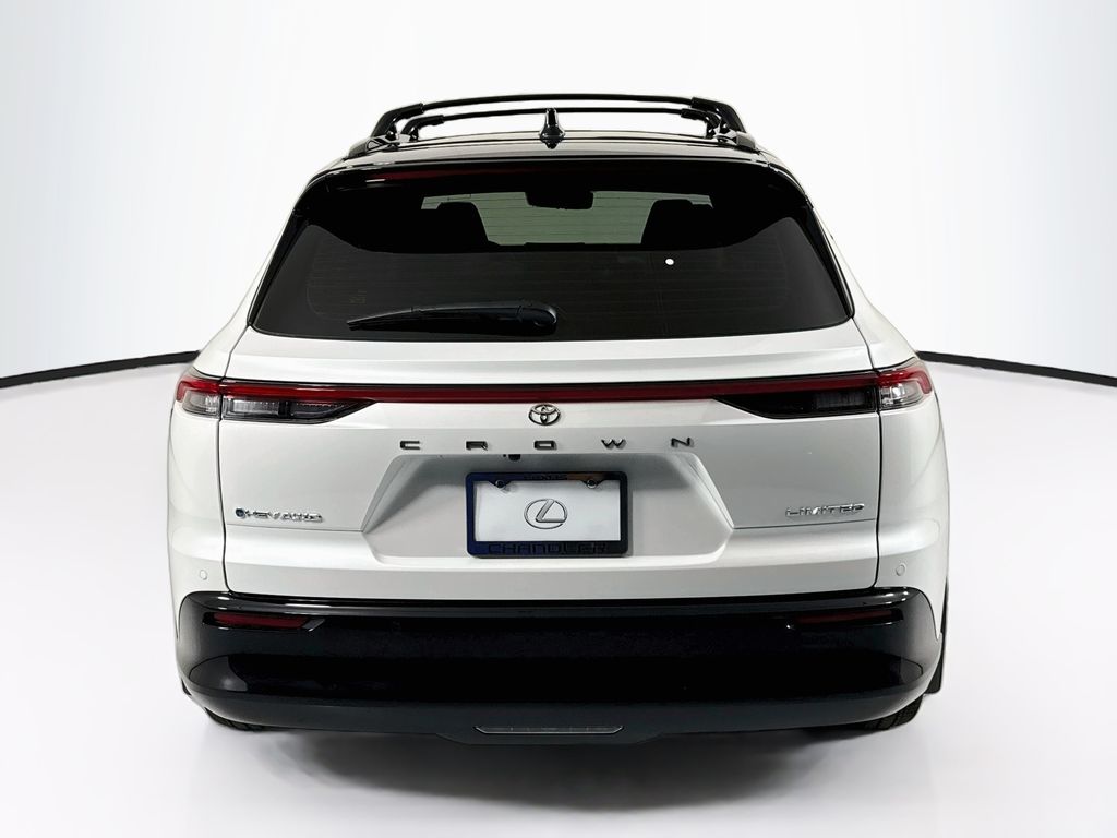 Thumbnail: 2026 Toyota Crown Signia - 6