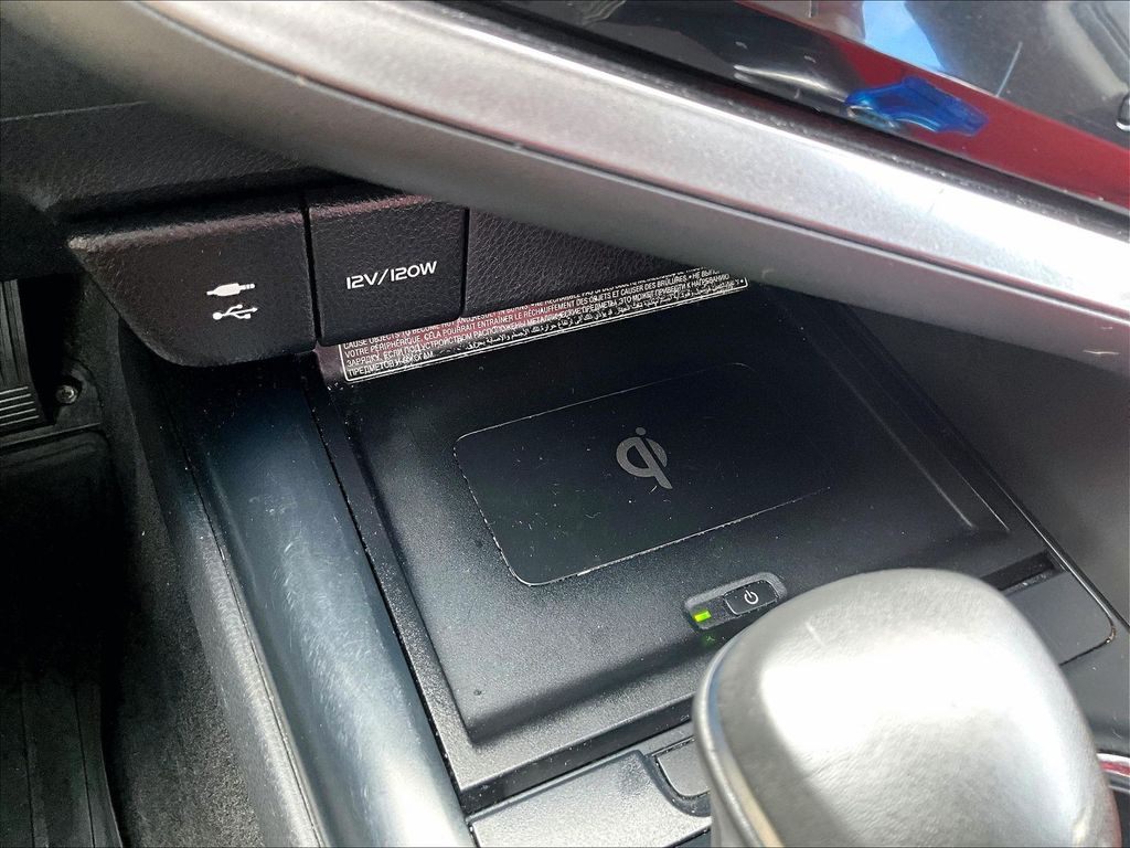 2018 Toyota Camry — photo 27