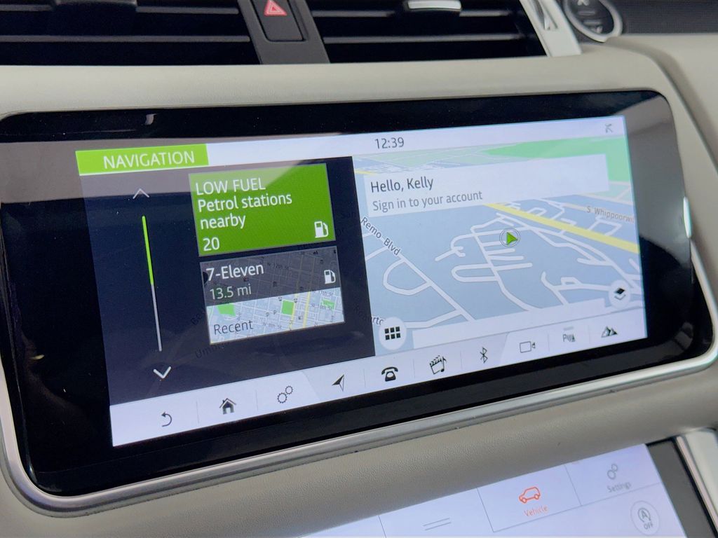 Thumbnail: 2022 Land Rover Range Rover Sport - 13