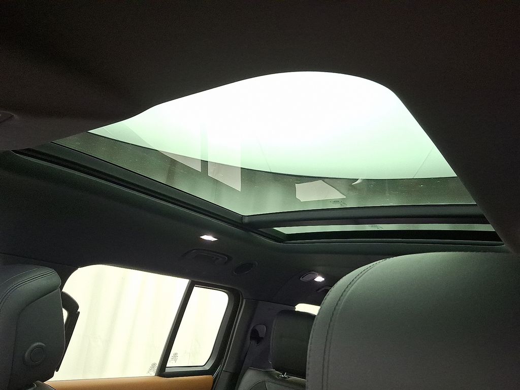 Thumbnail: 2023 Land Rover Defender - 15