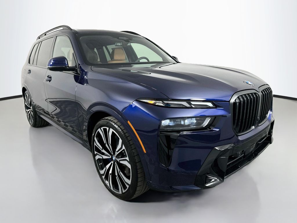 Thumbnail: 2027 BMW X7 - 3