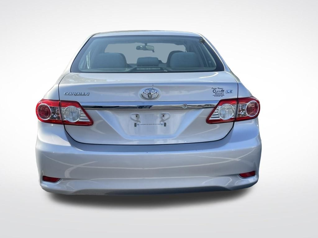 Thumbnail: 2013 Toyota Corolla - 4