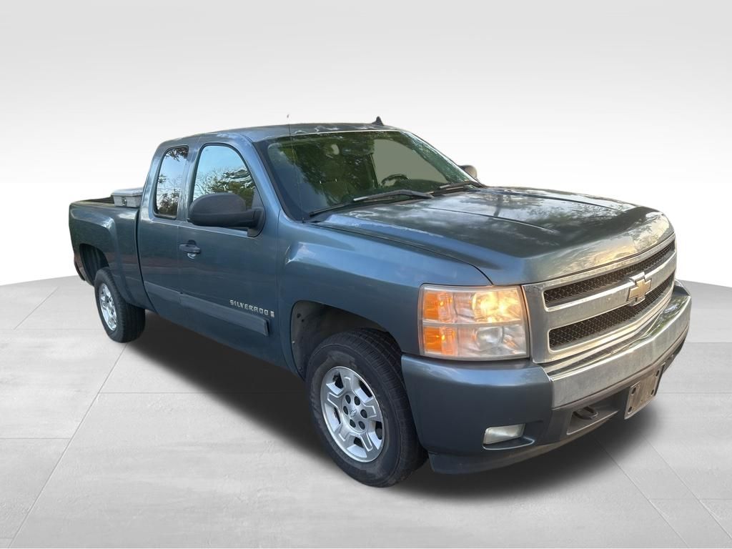 2007 Chevrolet Silverado 1500 1LT Extended Cab RWD