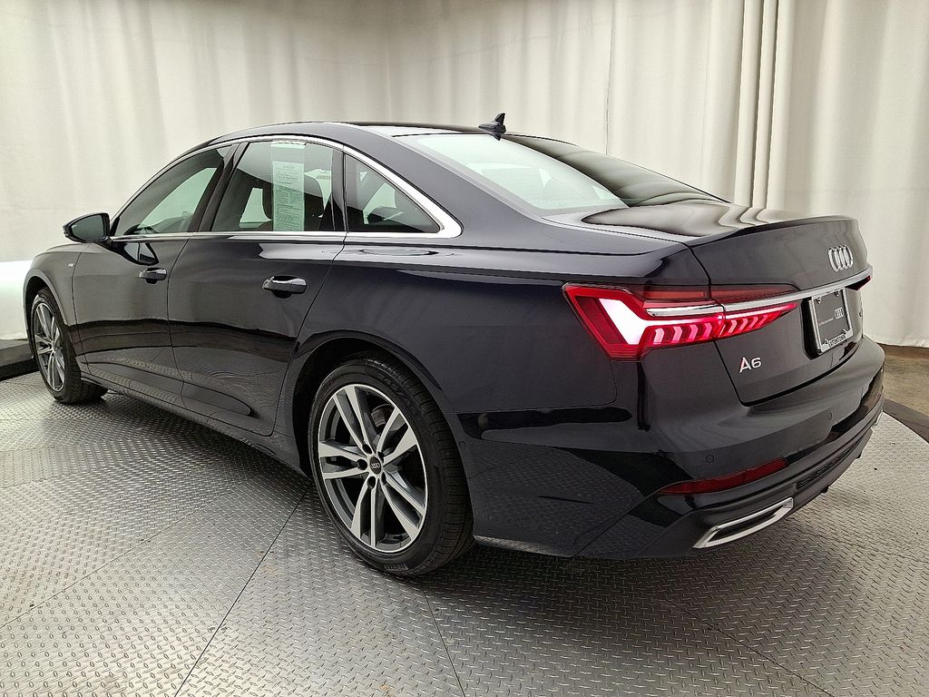 Thumbnail: 2021 Audi A6 - 6
