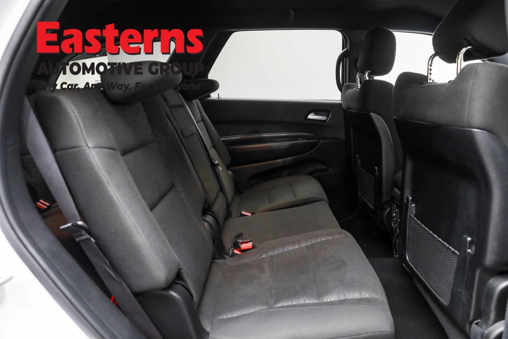 Used 2024 White Dodge SXT image 22