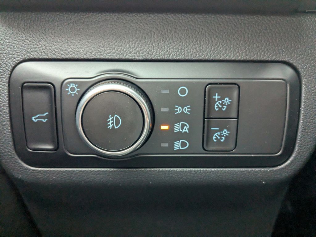 2025 Ford Escape ST-Line Elite