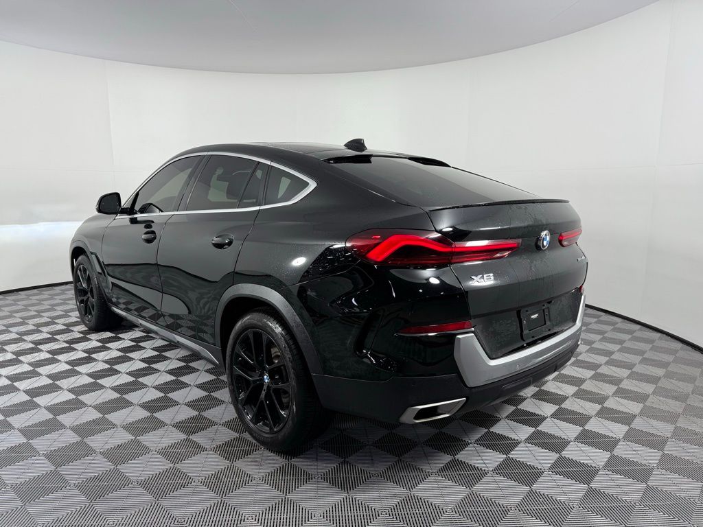 2023 BMW X6 xDrive40i 7