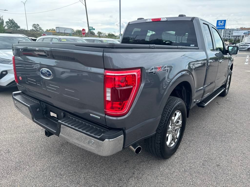 2023 Ford F-150 XLT photo 11