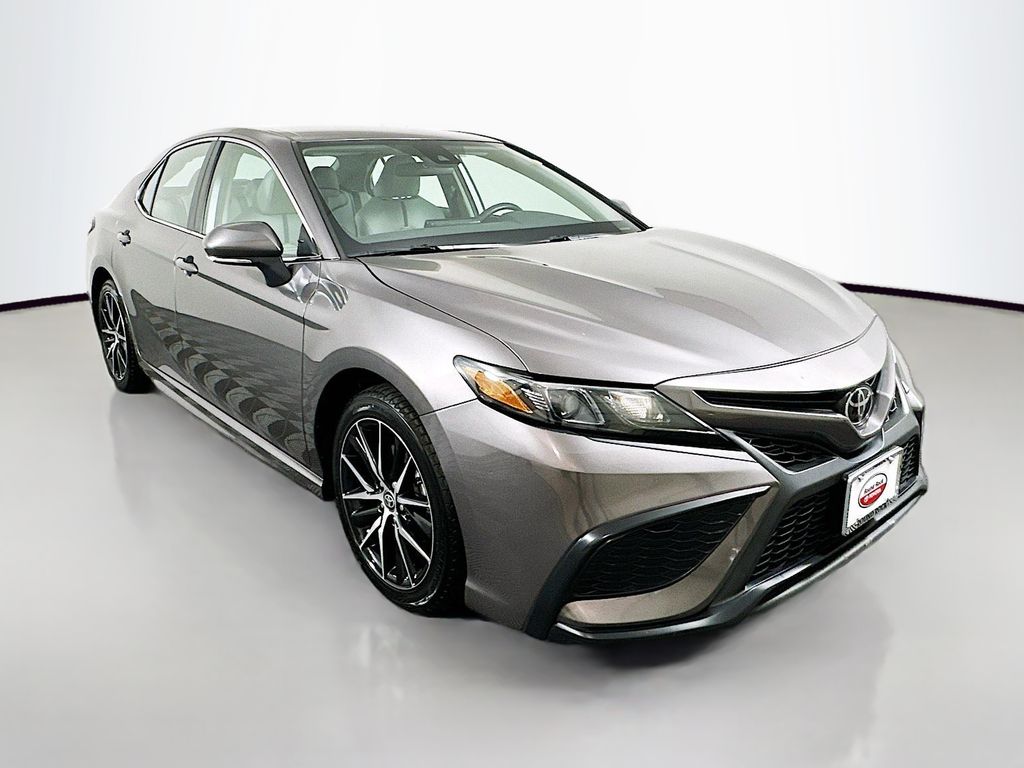 Thumbnail: 2024 Toyota Camry - 3
