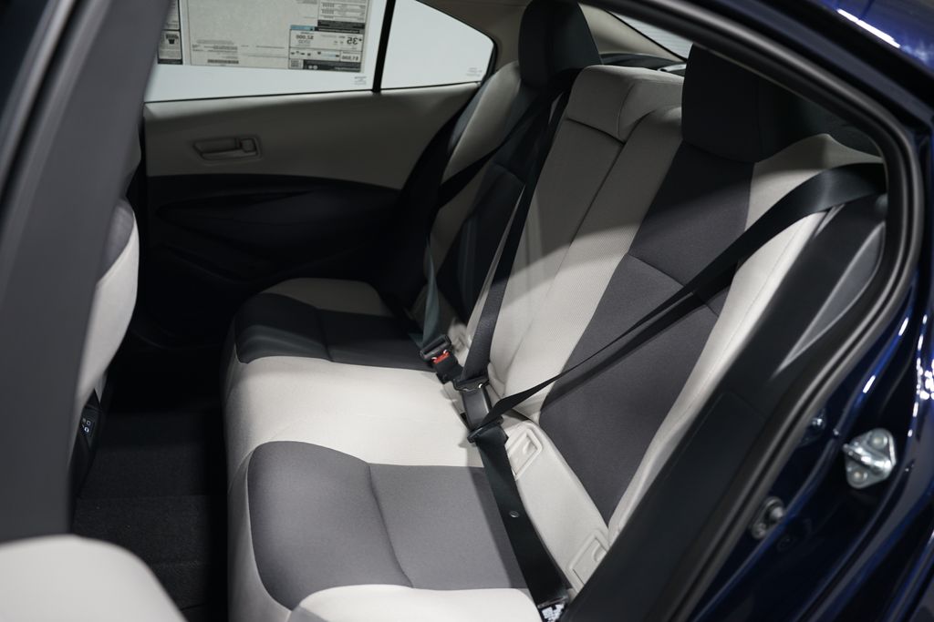 2025 Toyota Corolla LE 26