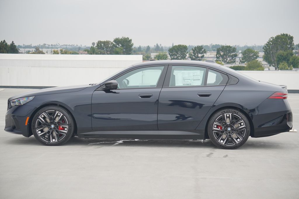 Thumbnail: 2025 BMW i5 - 4