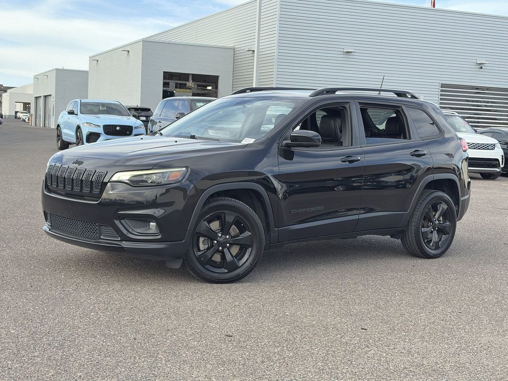 View vehicle photo 3