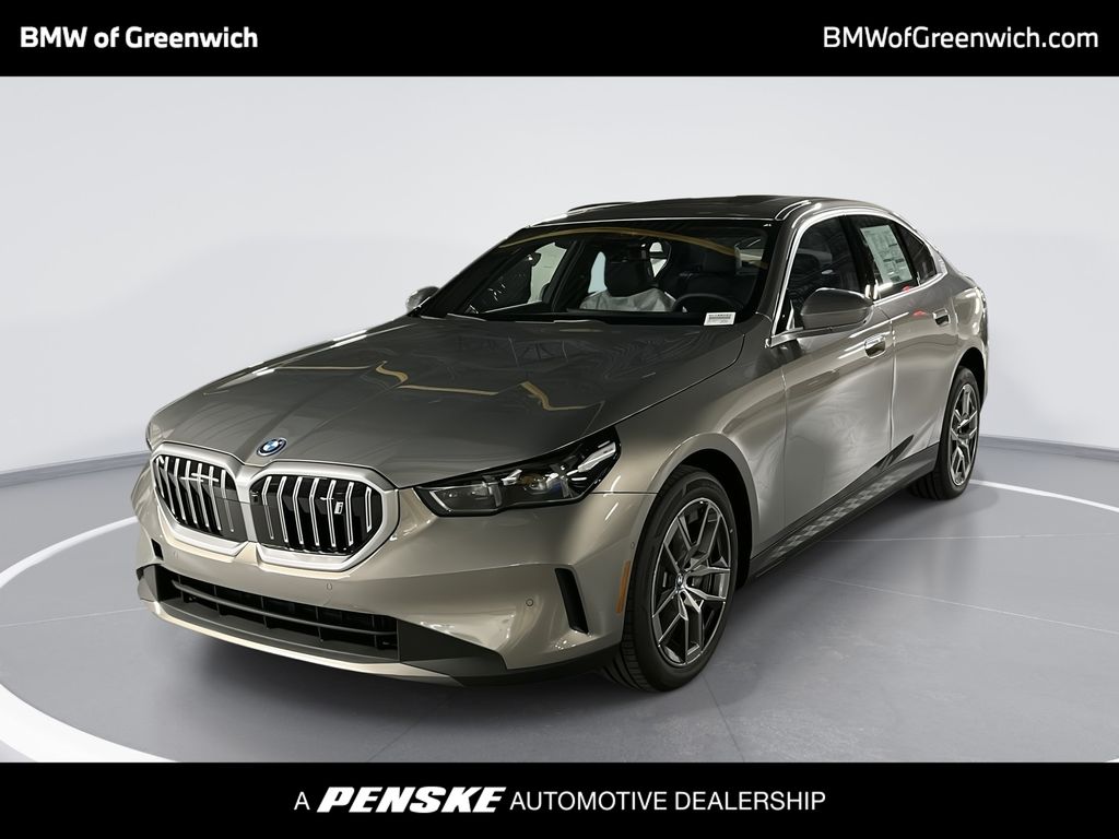 2025 BMW i5 xDrive40 -
                Greenwich, CT