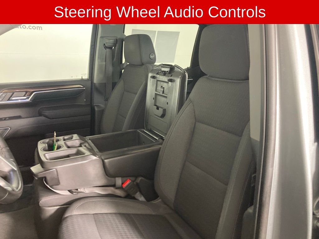 Used 2023 Gray Chevrolet LT image 10