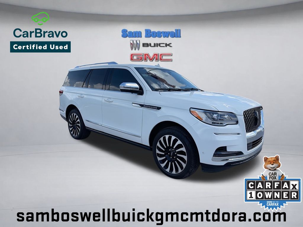 White Metallic 2024 Lincoln Navigator SUV / Crossover Four-Wheel Drive Automatic