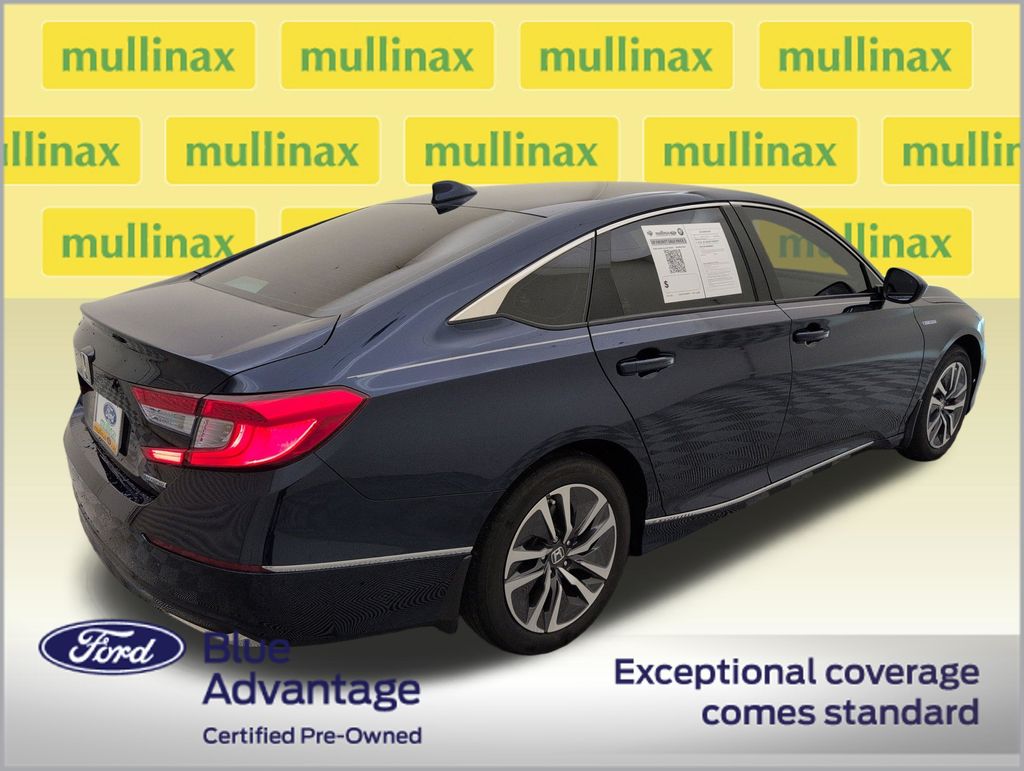 Certified Used 2018 Blue Honda EX image 3