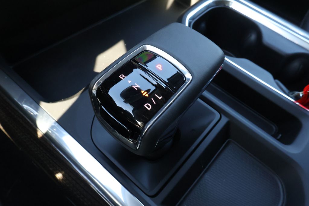 Thumbnail: 2026 Chevrolet Silverado 1500 - 29