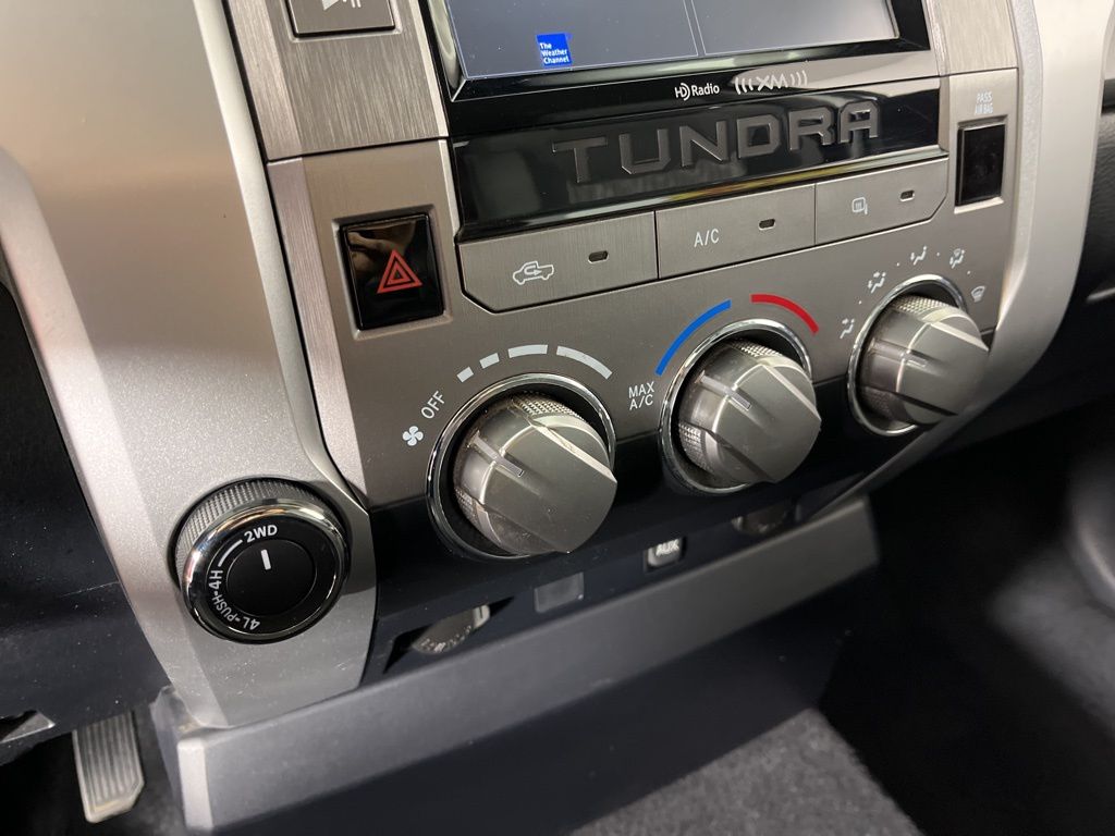 Thumbnail: 2019 Toyota Tundra - 30