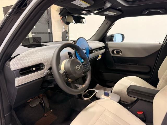 Thumbnail: 2025 MINI Cooper Hardtop - 10