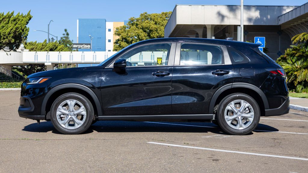 Used 2023 Honda HR-V LX 4D Sport Utility