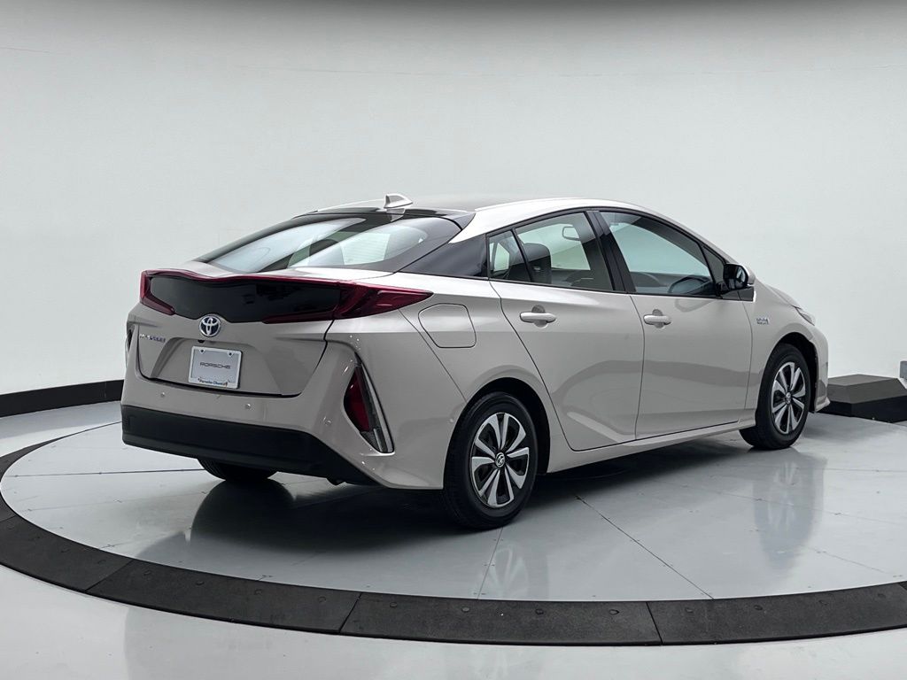 2017 Toyota Prius Prime Advanced 5