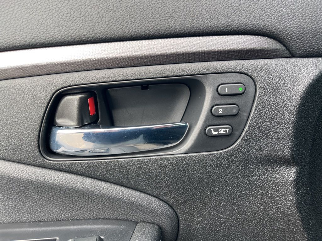 Thumbnail: 2026 Honda Ridgeline - 6