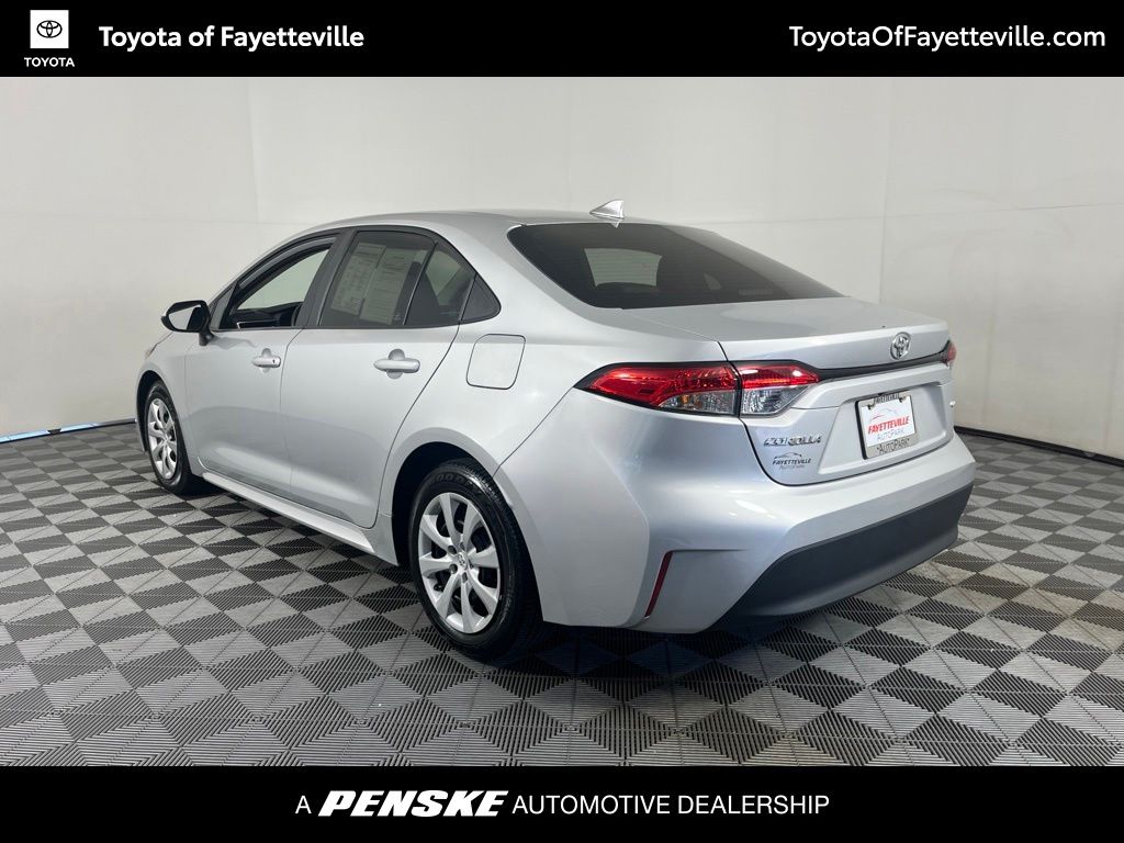 Thumbnail: 2023 Toyota Corolla - 3