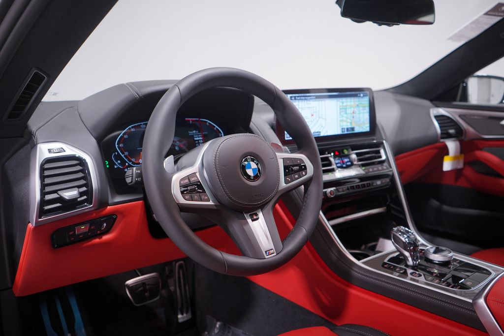 Thumbnail: 2026 BMW 8 Series - 6