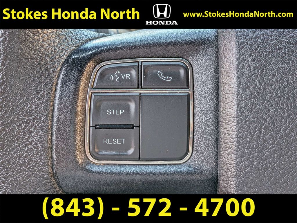 Used 2014 Dodge Avenger Sedan