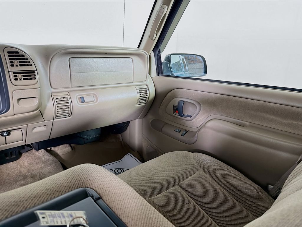 Used 1998 Chevrolet Tahoe SUV