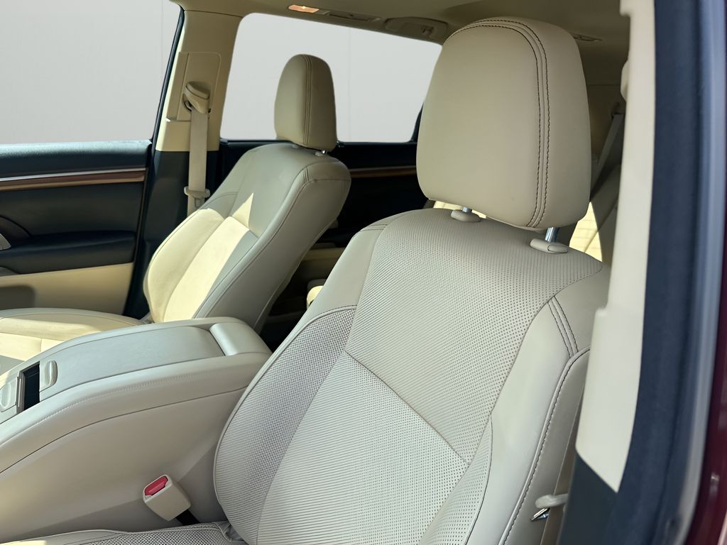 Used Car 2018 Toyota Highlander  Limited For Sale Under $30,000 In Austin, Texas