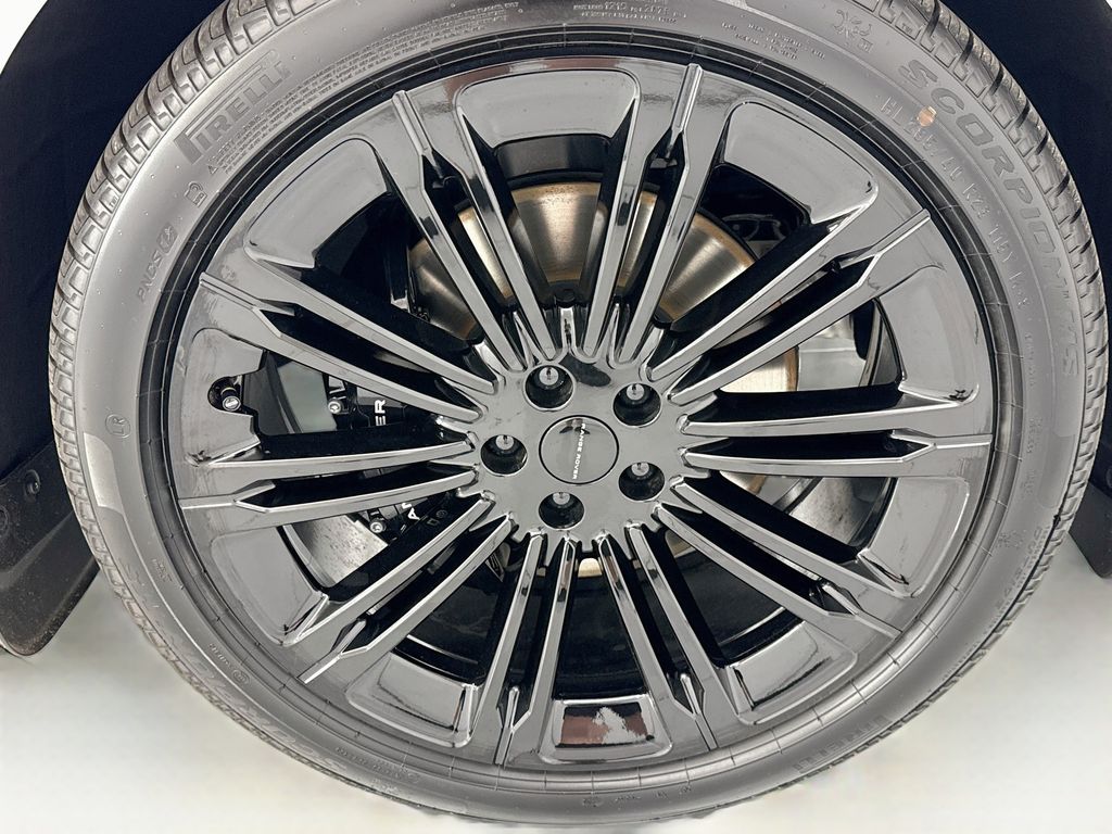 Thumbnail: 2026 Land Rover Range Rover Sport - 31