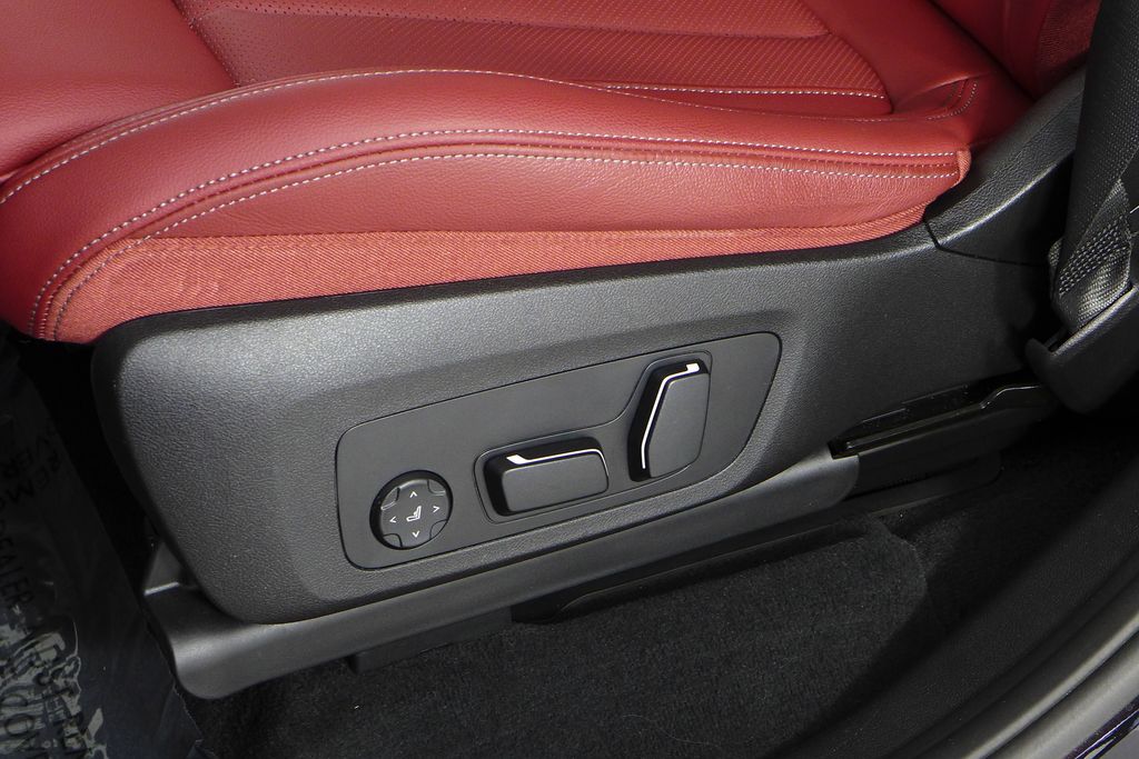 Thumbnail: 2024 BMW X3 - 23