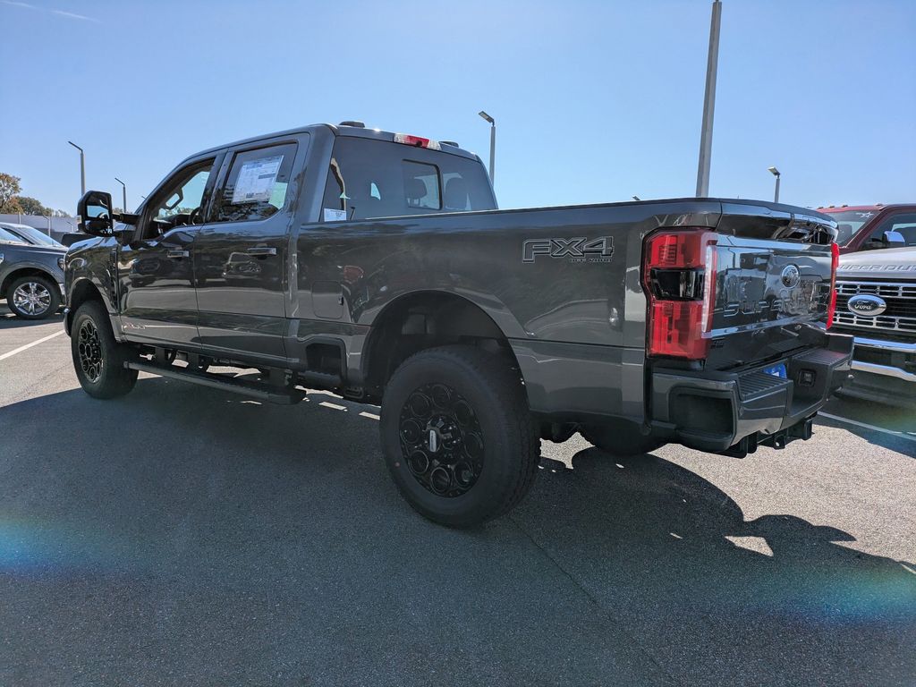 2026 Ford F-350 LARIAT