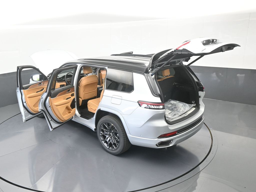 New 2025 Silver Zynith Jeep Summit image 73