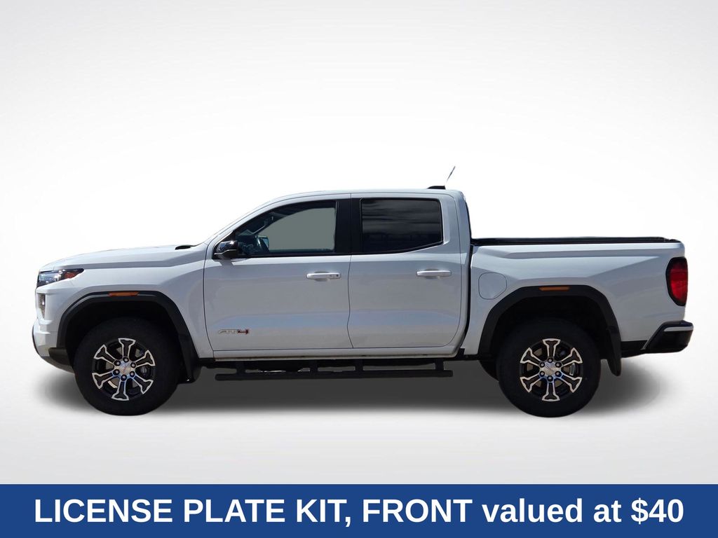 2023 GMC Canyon 4WD Crew Cab Short Box AT4
